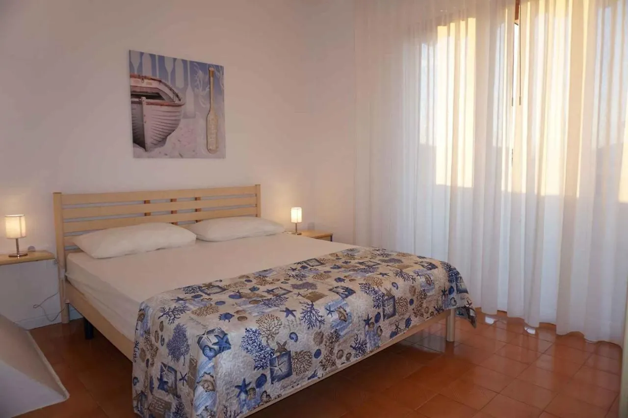 Holiday Home Porto Santa Margherita 40137